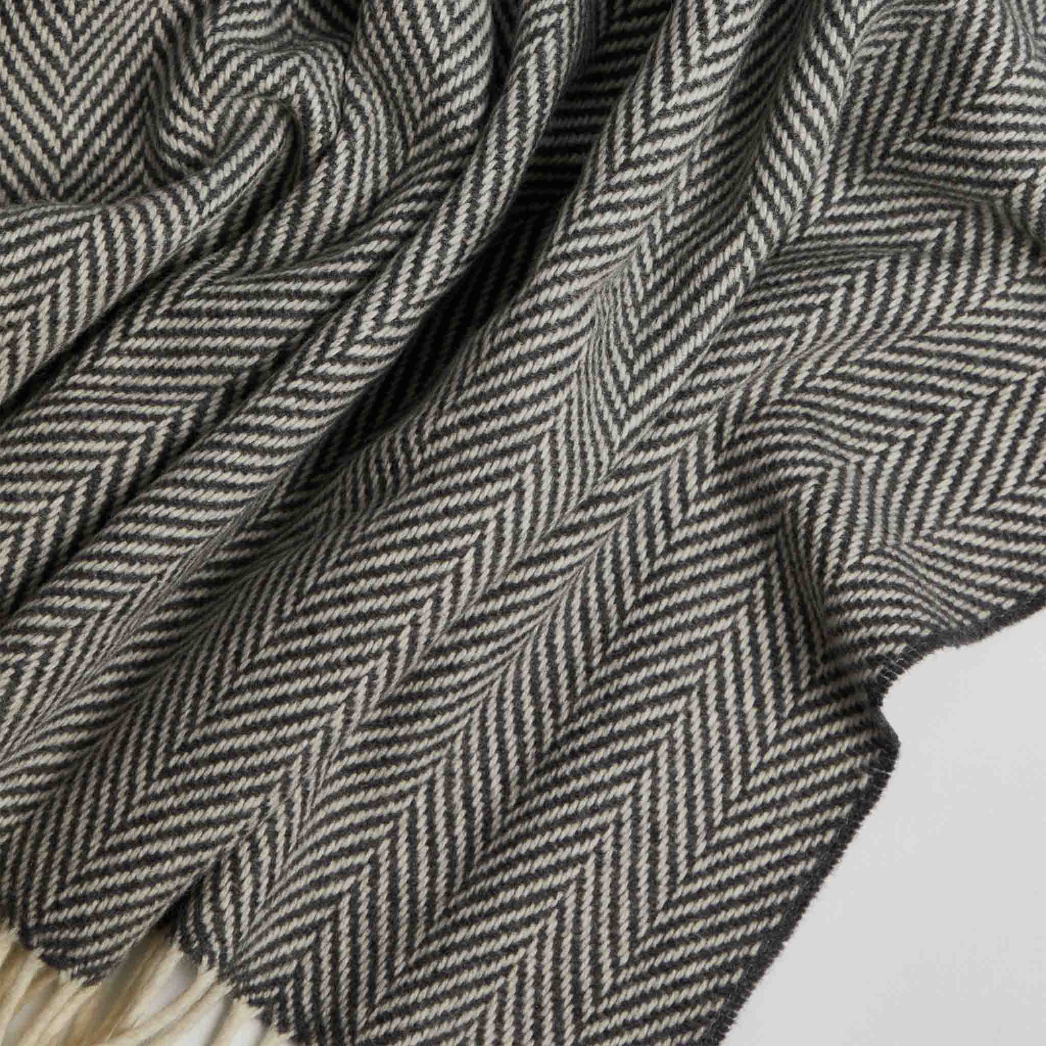 Belleek Throw