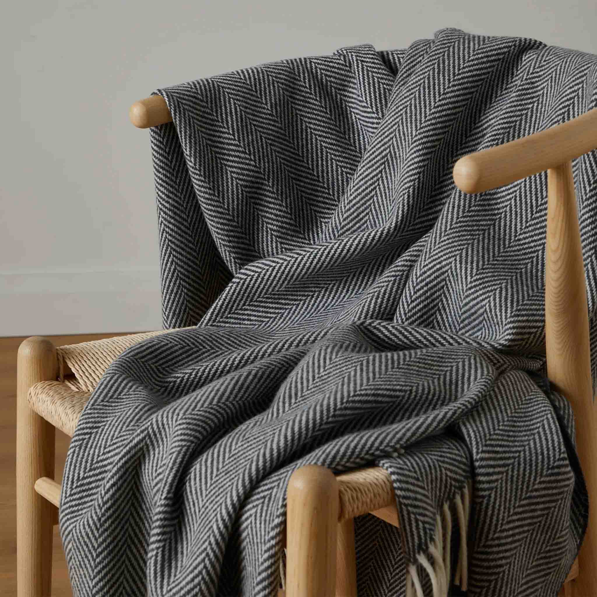 Belleek Throw