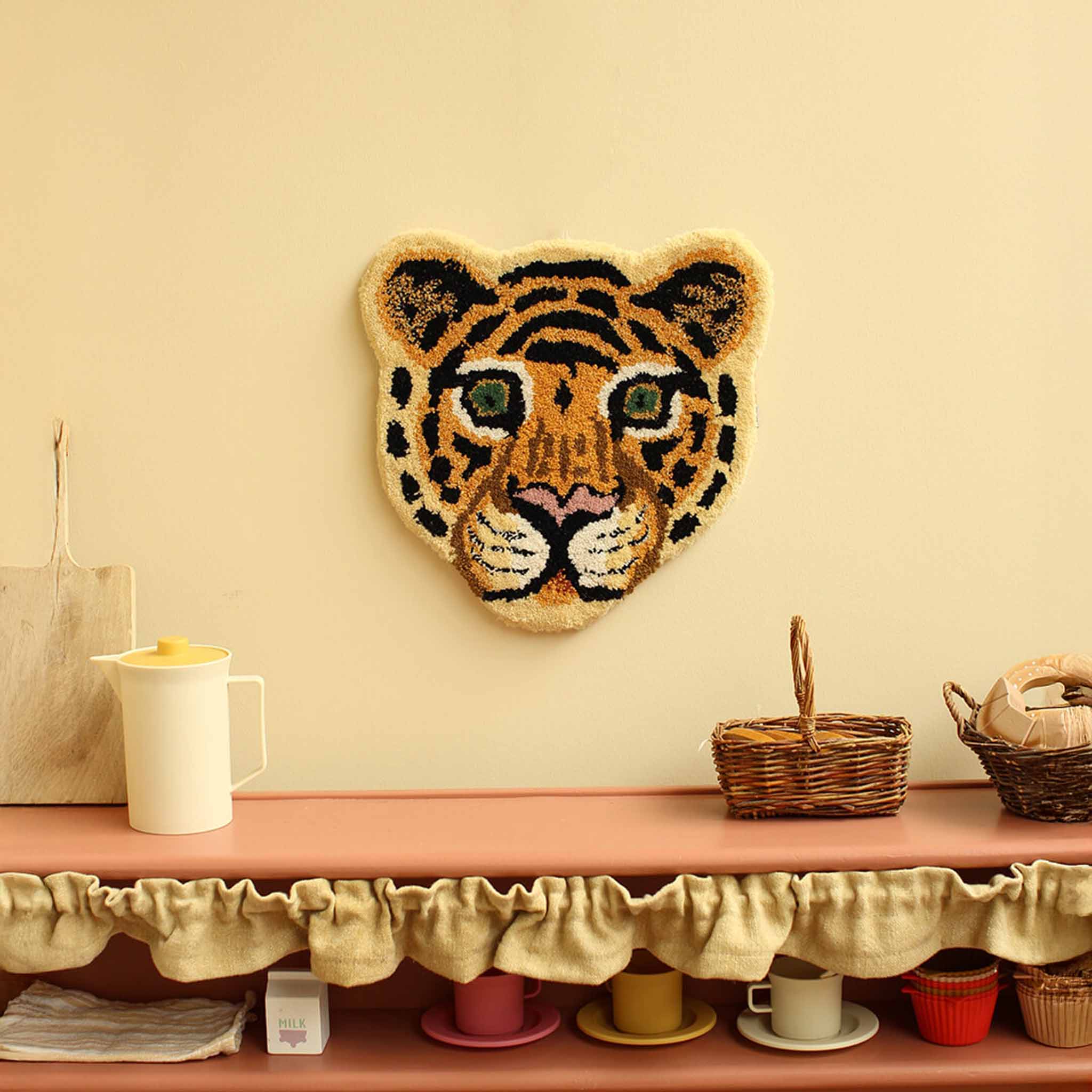 Cloudy Tiger Head Rug
