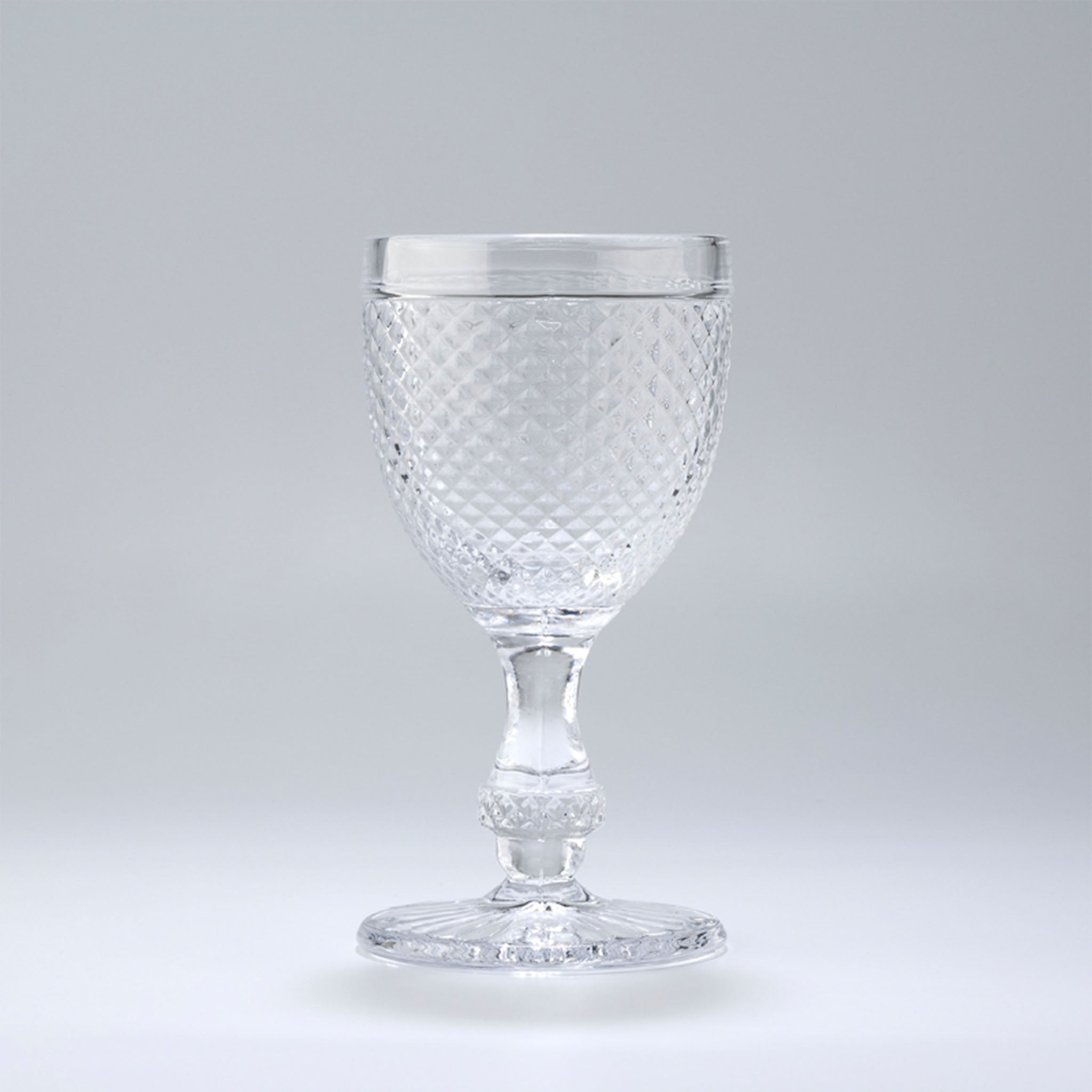 Laura Wine Glass - Medium